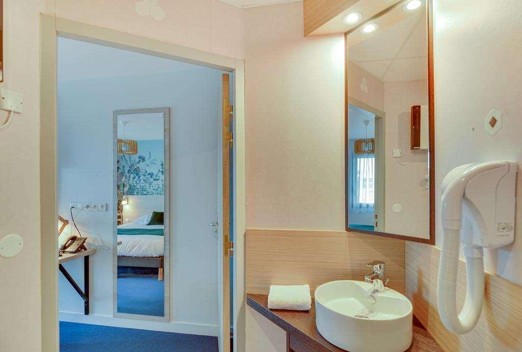 Brit Hotel Au Pays De Vitre Etrelles Phòng bức ảnh